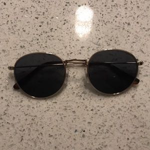 Lucky brand sunglasses